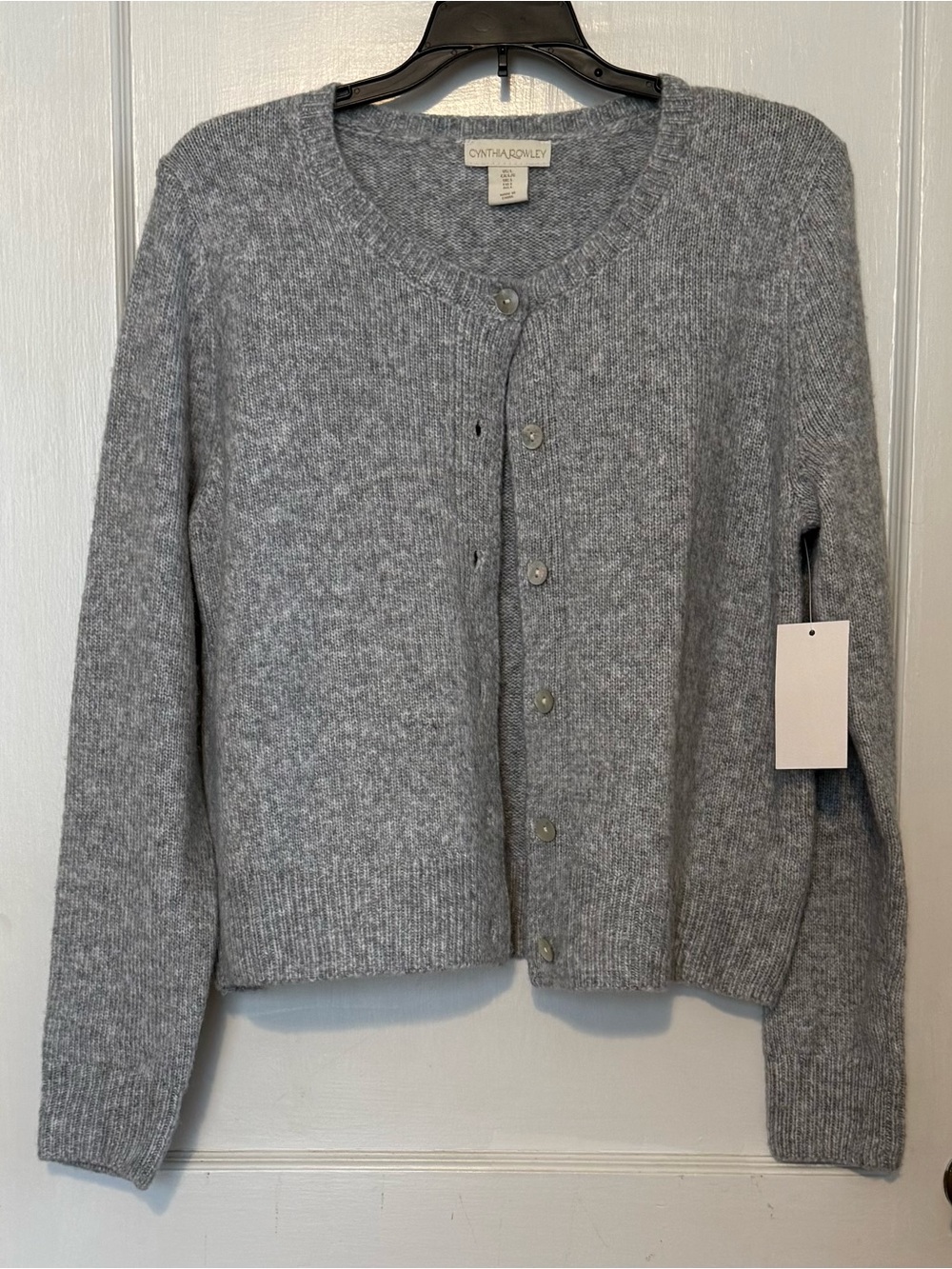 Cynthia Rowley Light Heather Gray Button Cardigan, size Large, new